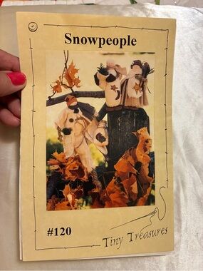 Snowpeople Tiny Treasures Pattern #120 Snowman Decor